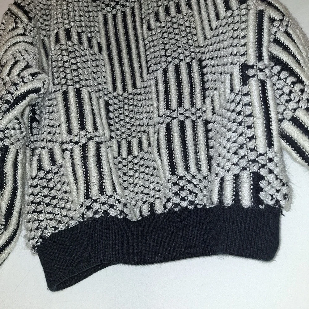 Vintage Street Scenes Sweater Mens M Black White Chunky Knit 90s Leather Patches